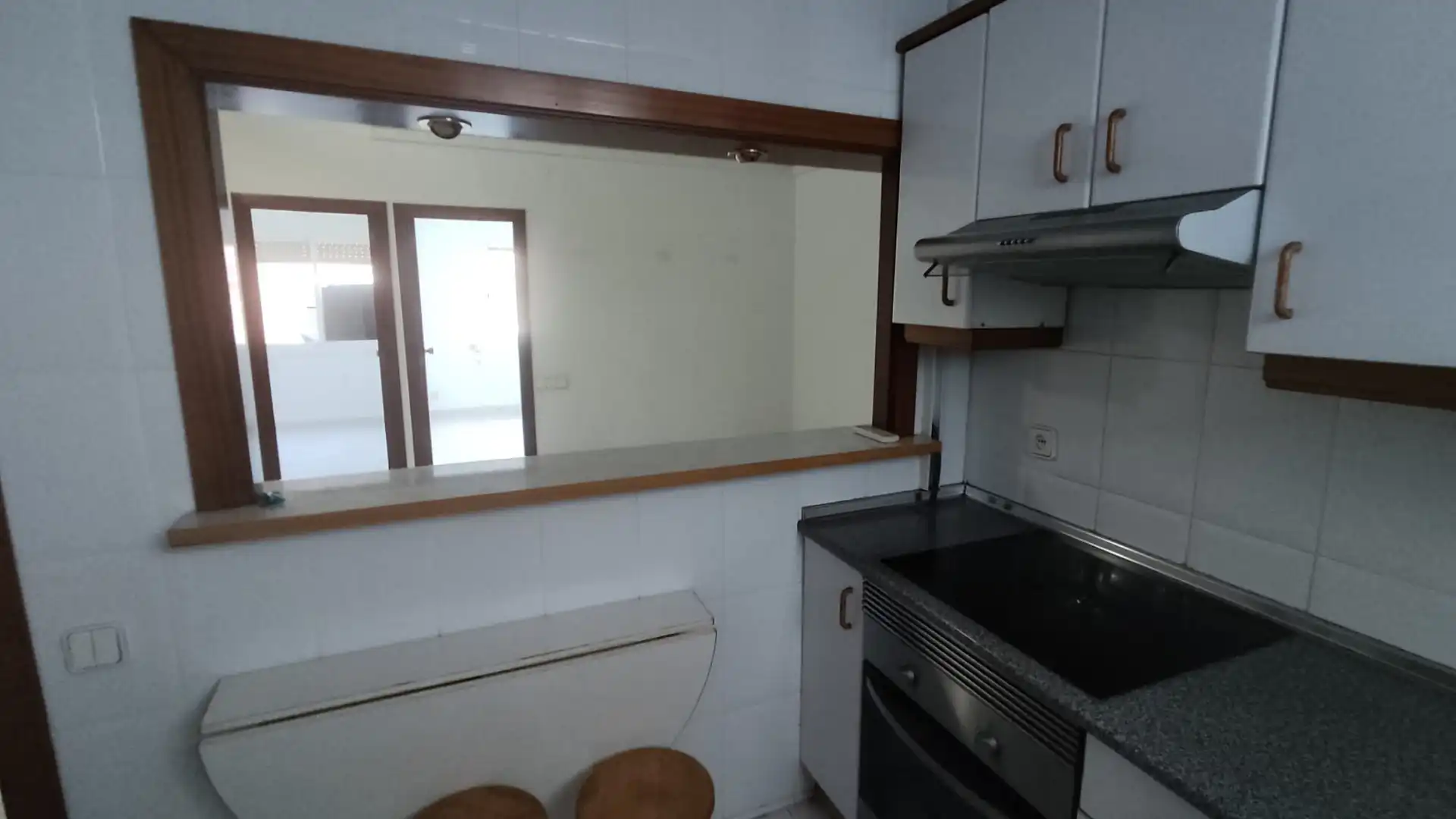 Cuina de Pis en venda en L'Hospitalet de Llobregat amb Aire condicionat