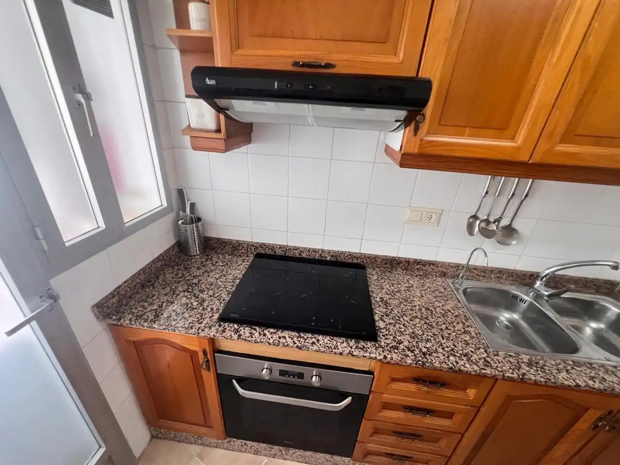 Habitació a calle de Torrevella, La Raïosa