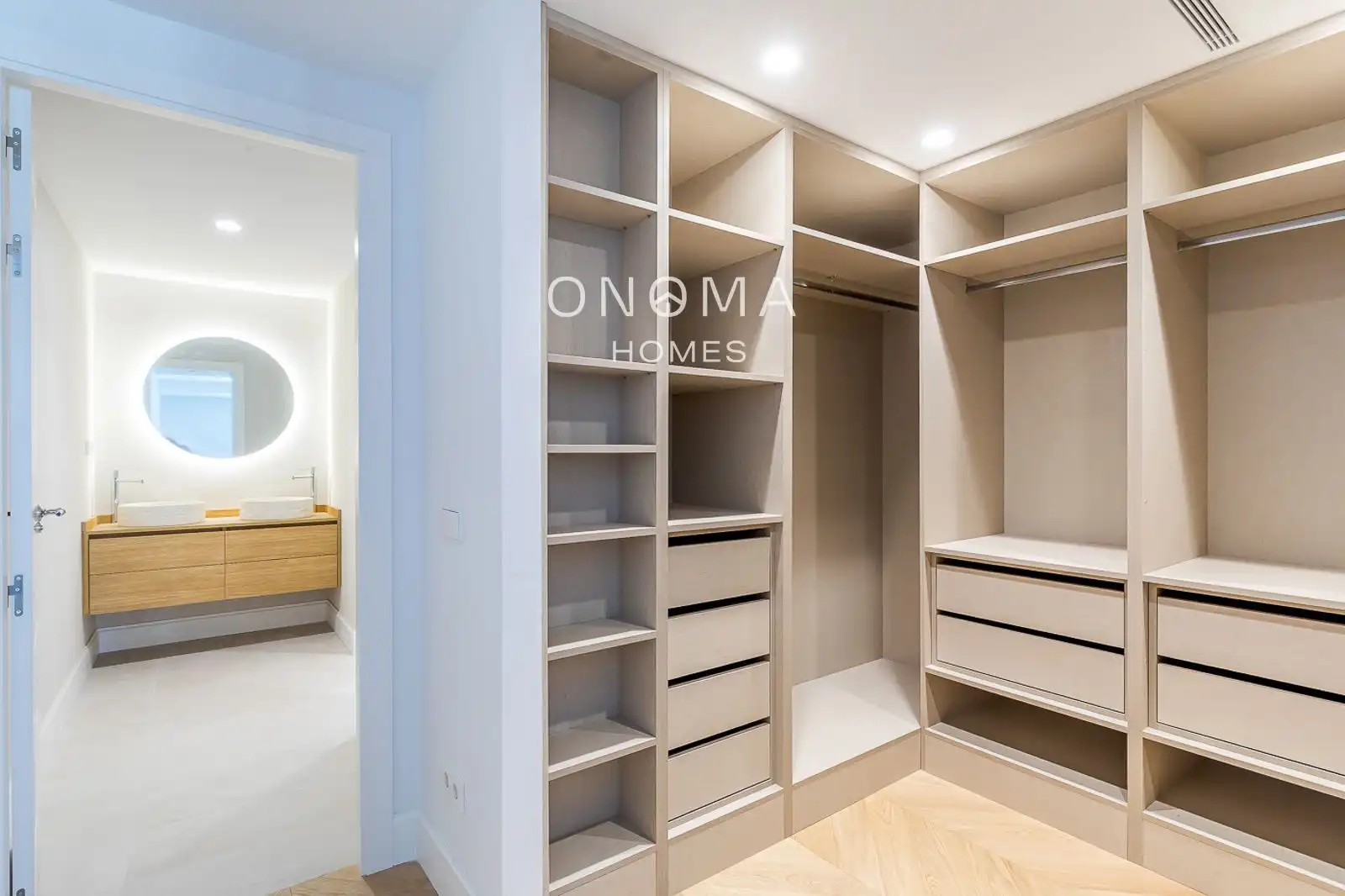 Piso con piscina en venta en General Martinez Campos, imagen 16