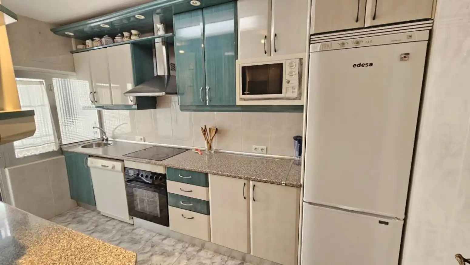 Cocina de Piso en venta en Salamanca con Calefacción, Terraza y Balcón