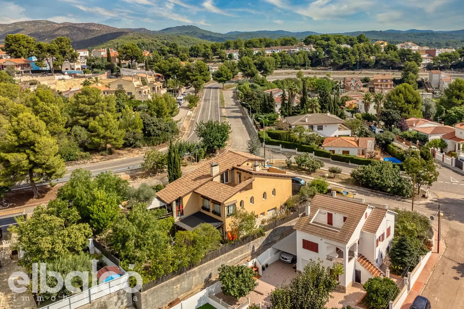 Außenansicht von Haus oder Chalet zum Verkauf in La Pobla de Montornès   mit Privatgarten, Terrasse und Abstellraum