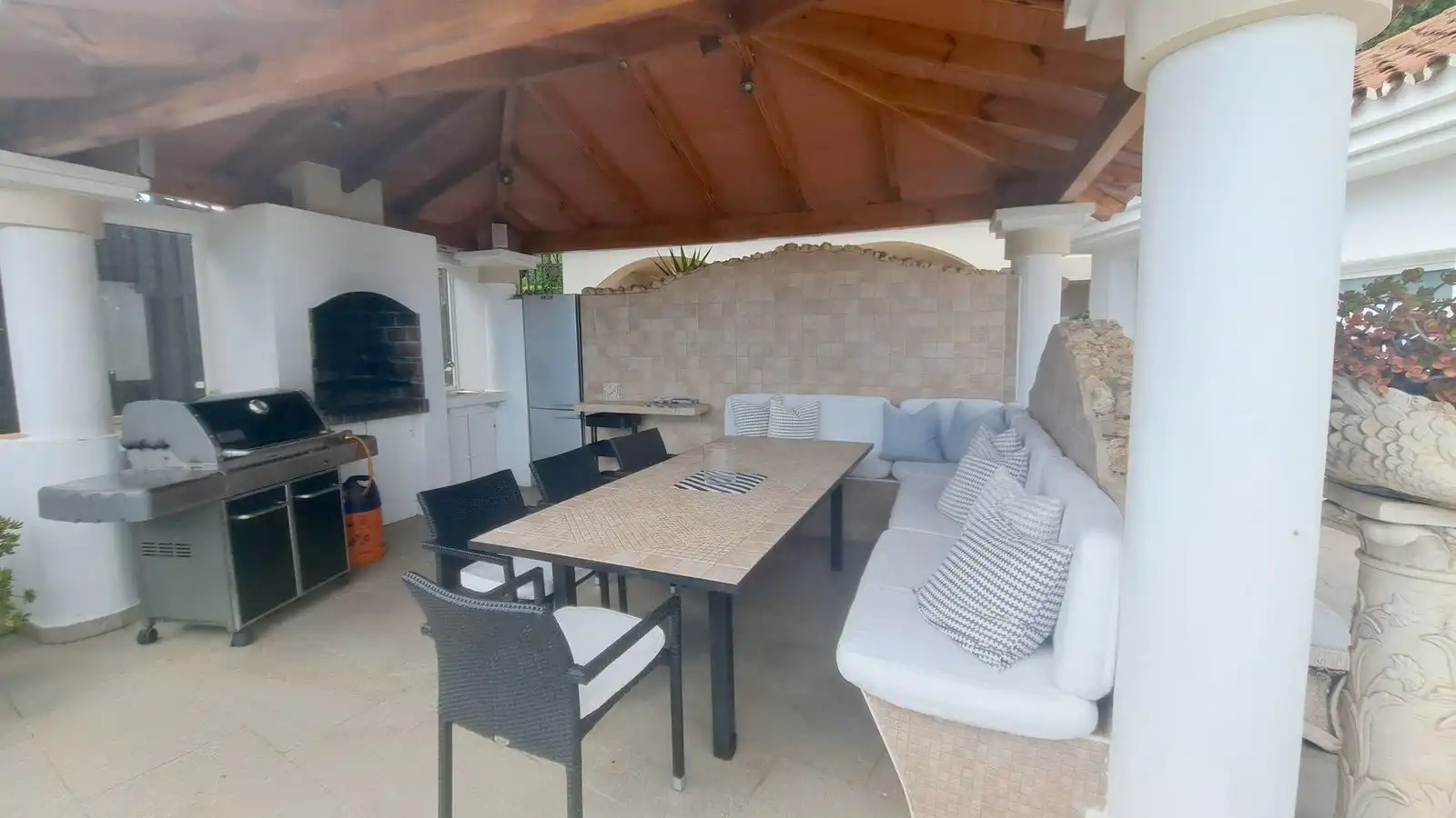Chalet con piscina en venta en La Quinta, imagen 15