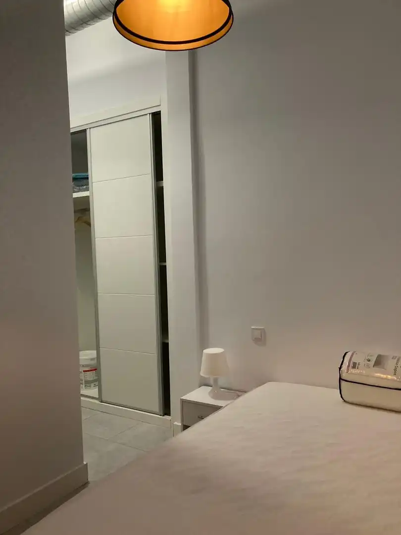 Habitación de Planta baja en venta en Madrid con Calefacción