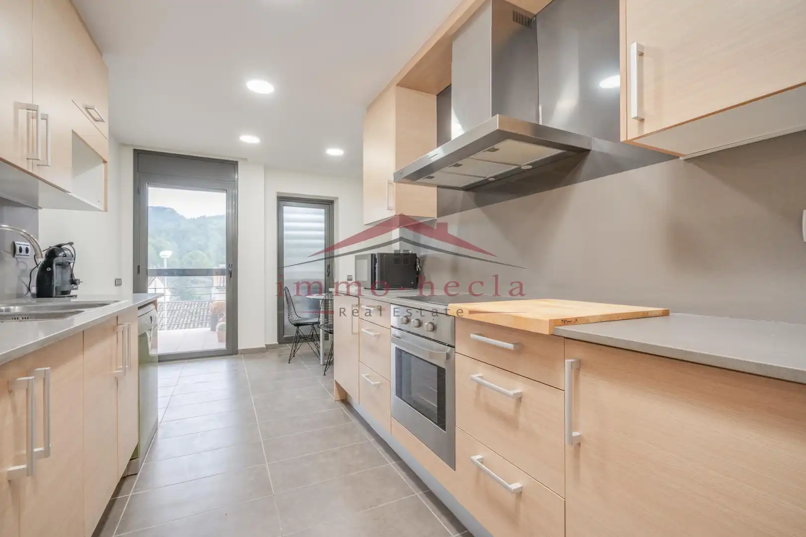 Cocina de Dúplex en venta en Castellolí con Calefacción, Terraza y Horno