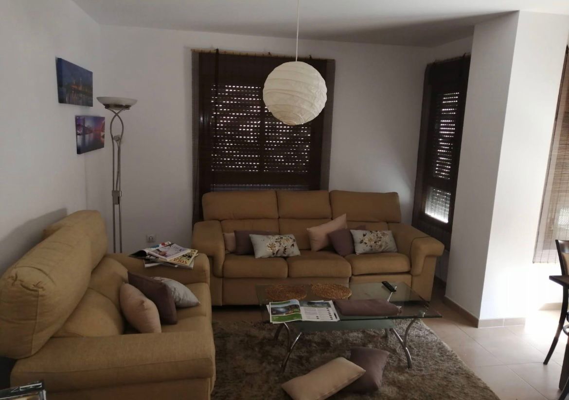 Living room of Flat for sale in Castellón de la Plana / Castelló de la Plana  with Storage room, Furnished and Oven