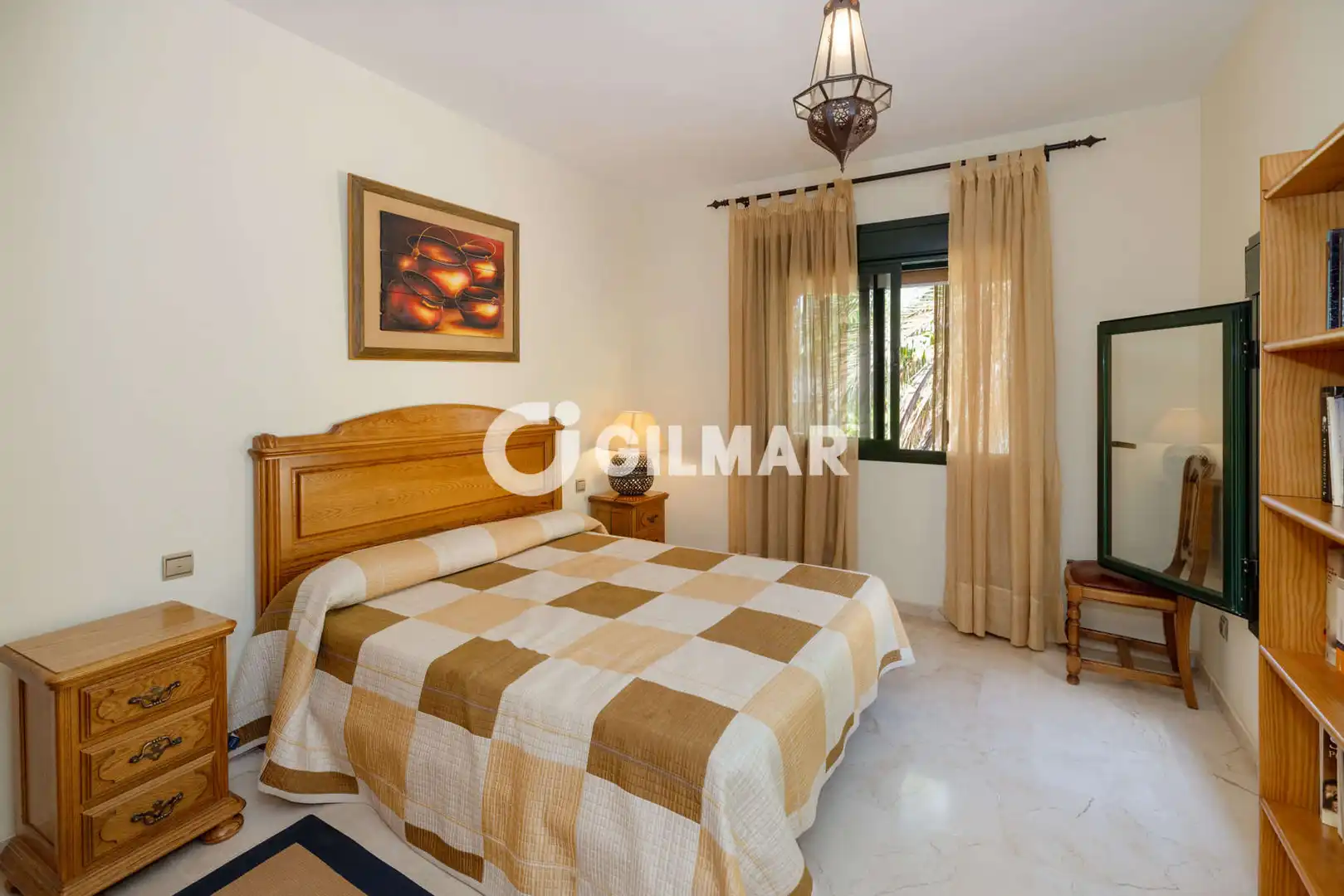 Dormitori de Dúplex en venda en Estepona amb Calefacció, Jardí privat i Traster