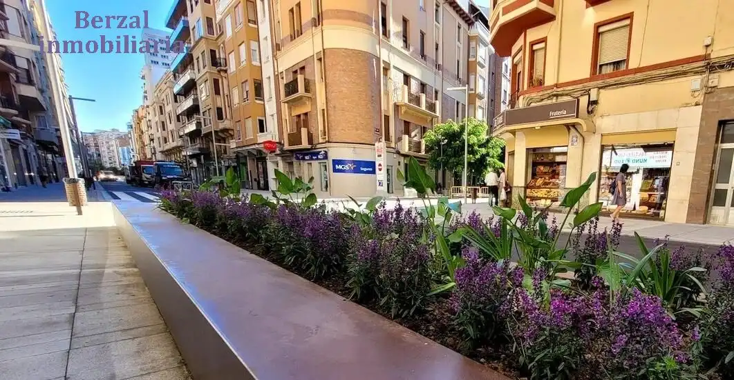 Exterior view of Flat for sale in  Logroño