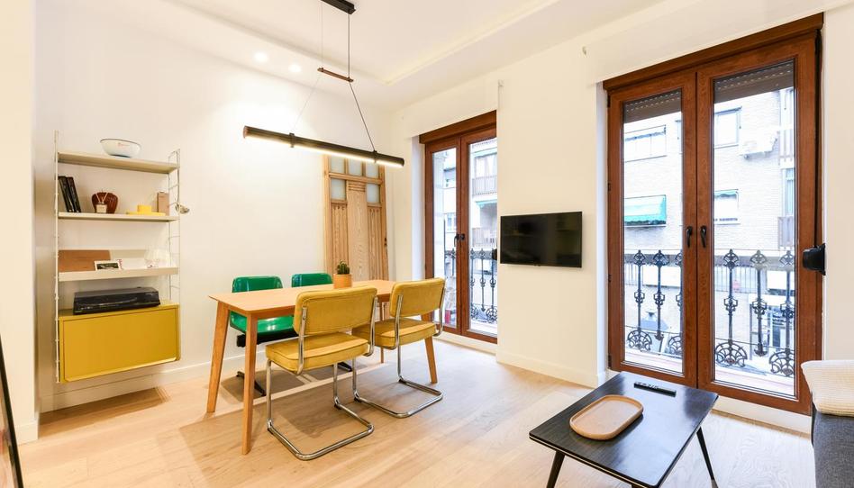 Foto 1 de Piso de alquiler en De Bustamante, Delicias, Madrid