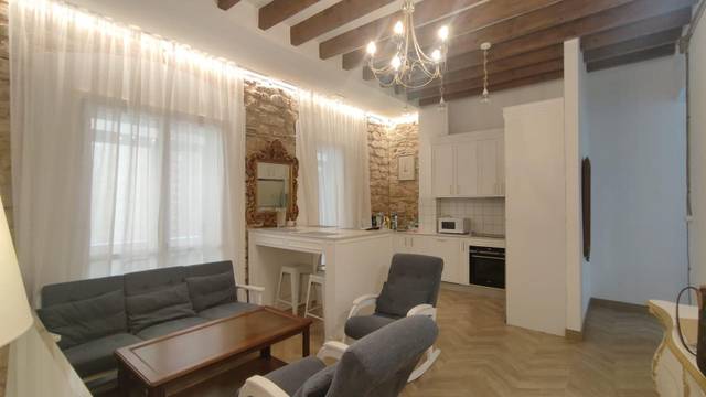 Apartamento en Alquiler en Calle Calle de Antonio Maura, 25 en Pla de Bon Repós