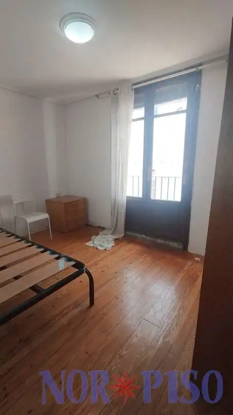 Bedroom of Flat for sale in Ibaiondo