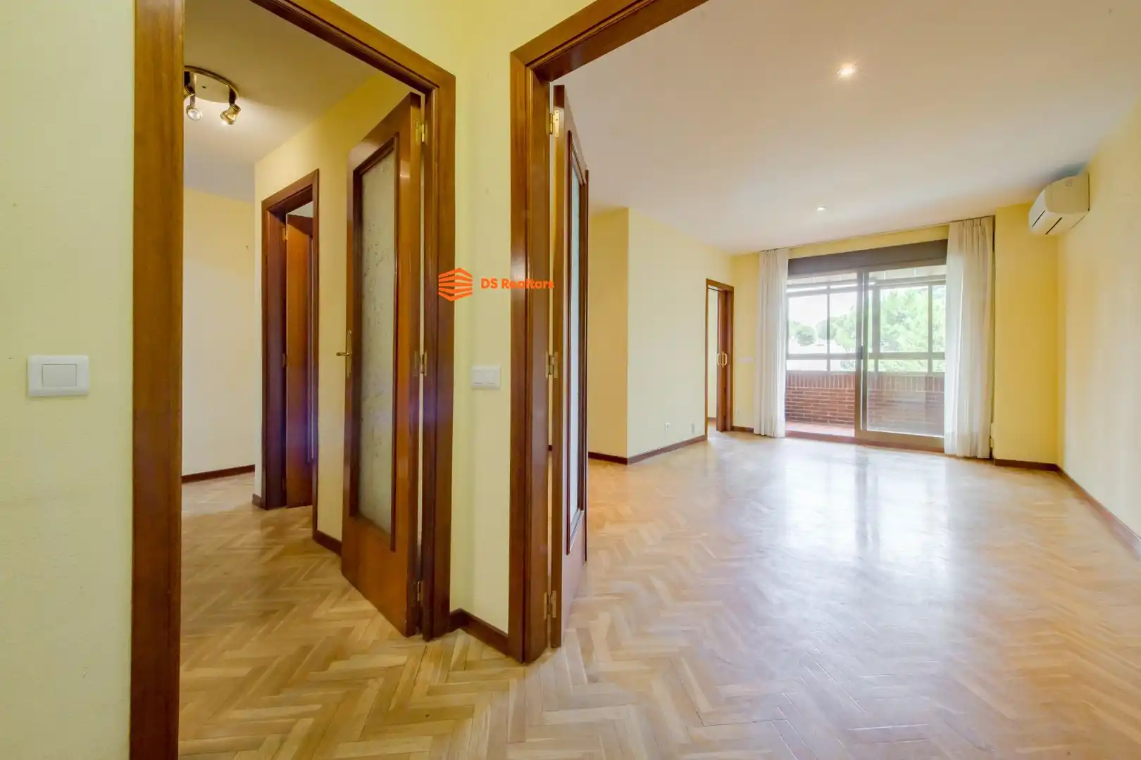 Flat with terrace for sale in ALFREDO MARQUERIE, imagen 3
