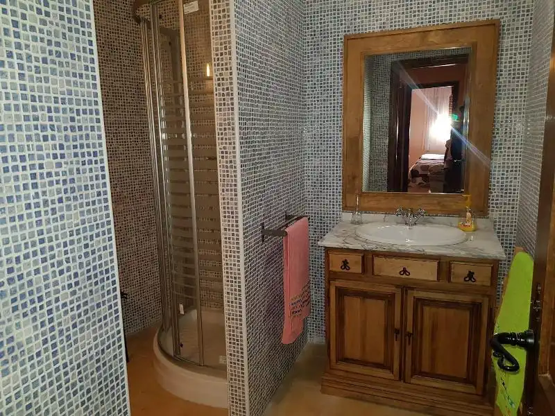 Bathroom of Houses for sale in Casares de las Hurdes  with Private garden and Furnished