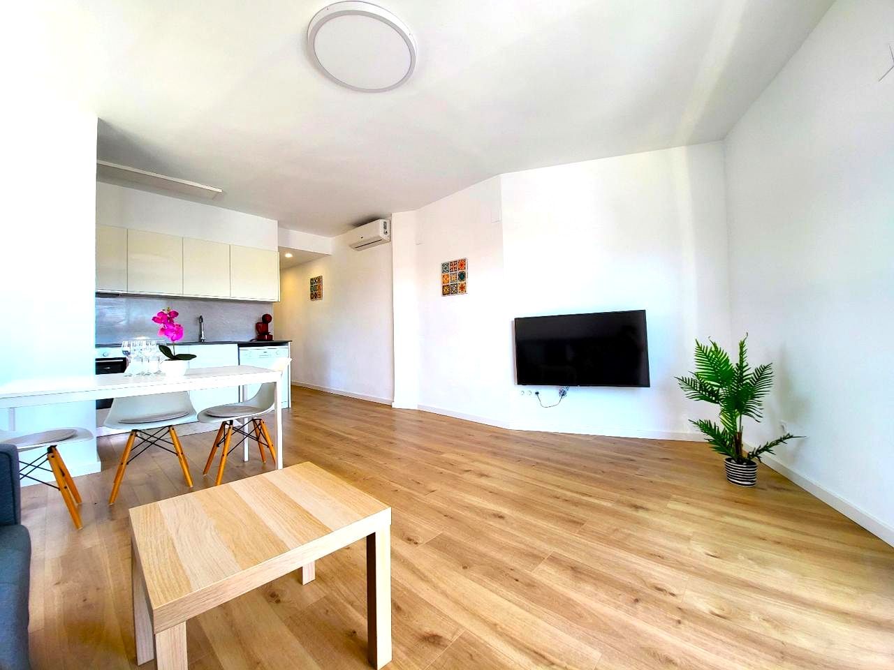 Living room of Flat for sale in Oropesa del Mar / Orpesa  with Air Conditioner, Terrace and Storage room