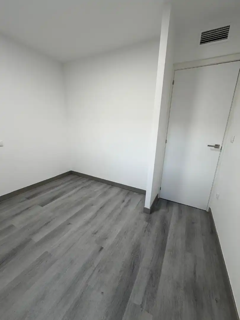 Flat for sale in Palencia  with Air Conditioner, Heating and Parquet flooring