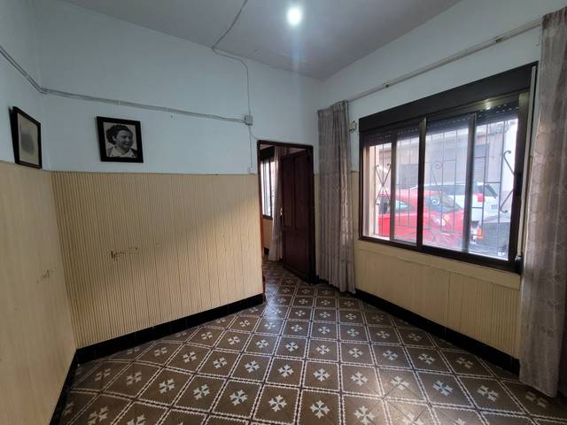 Casa-chalet en Venta en Carrer de Jordi Juan en Ensanche - Parque del Oeste