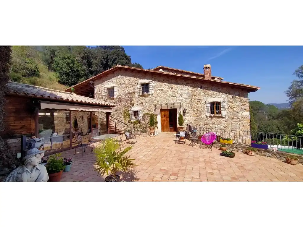 Jardín de Finca rústica en venta en Amer con Aire acondicionado