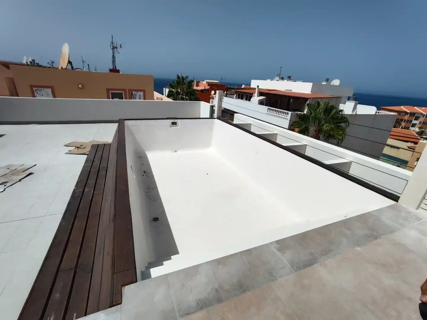 Piscina de Apartamento en venta en Guía de Isora con Terraza, Trastero y Horno