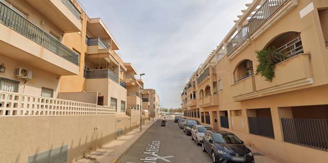 Garaje en Venta en Avenida Federico García Lorca en Las Cabañuelas