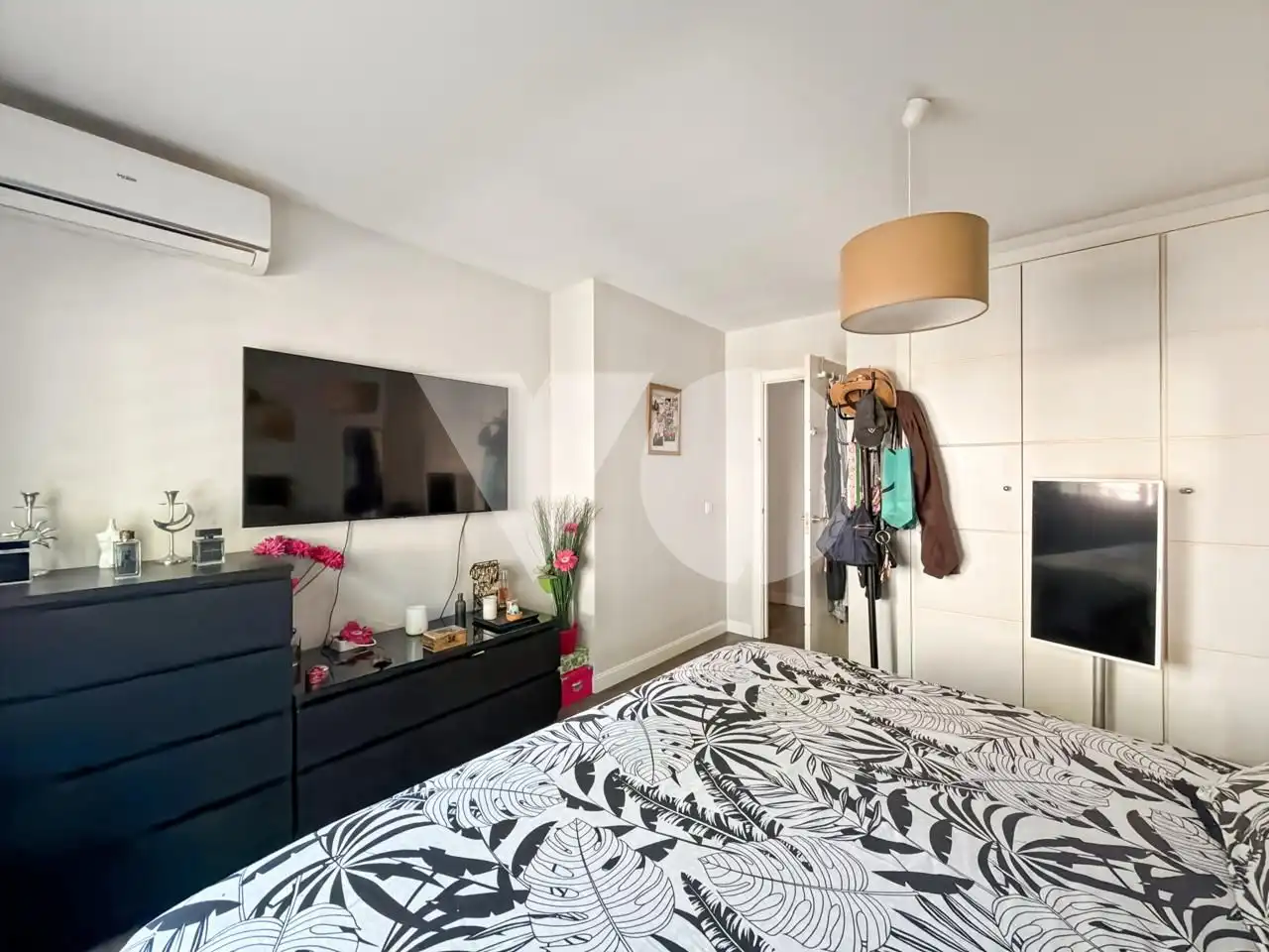 Bedroom of Flat for sale in San Sebastián de los Reyes  with Air Conditioner, Heating and Terrace