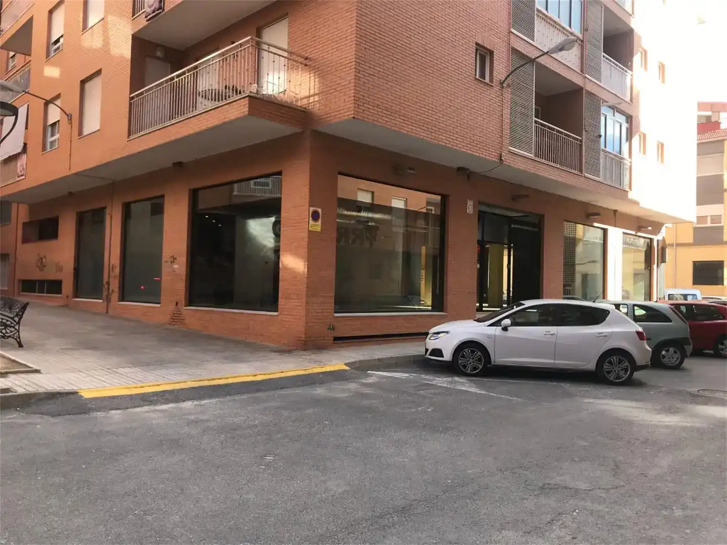 Local en venda en Villena amb Aire condicionat, Calefacció i Parquet