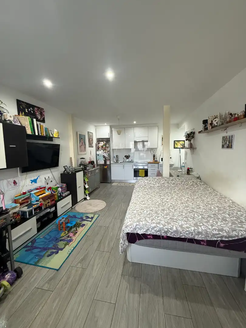 Planta baixa en venda a Avenida de Berlin, 14, Ciudad 70