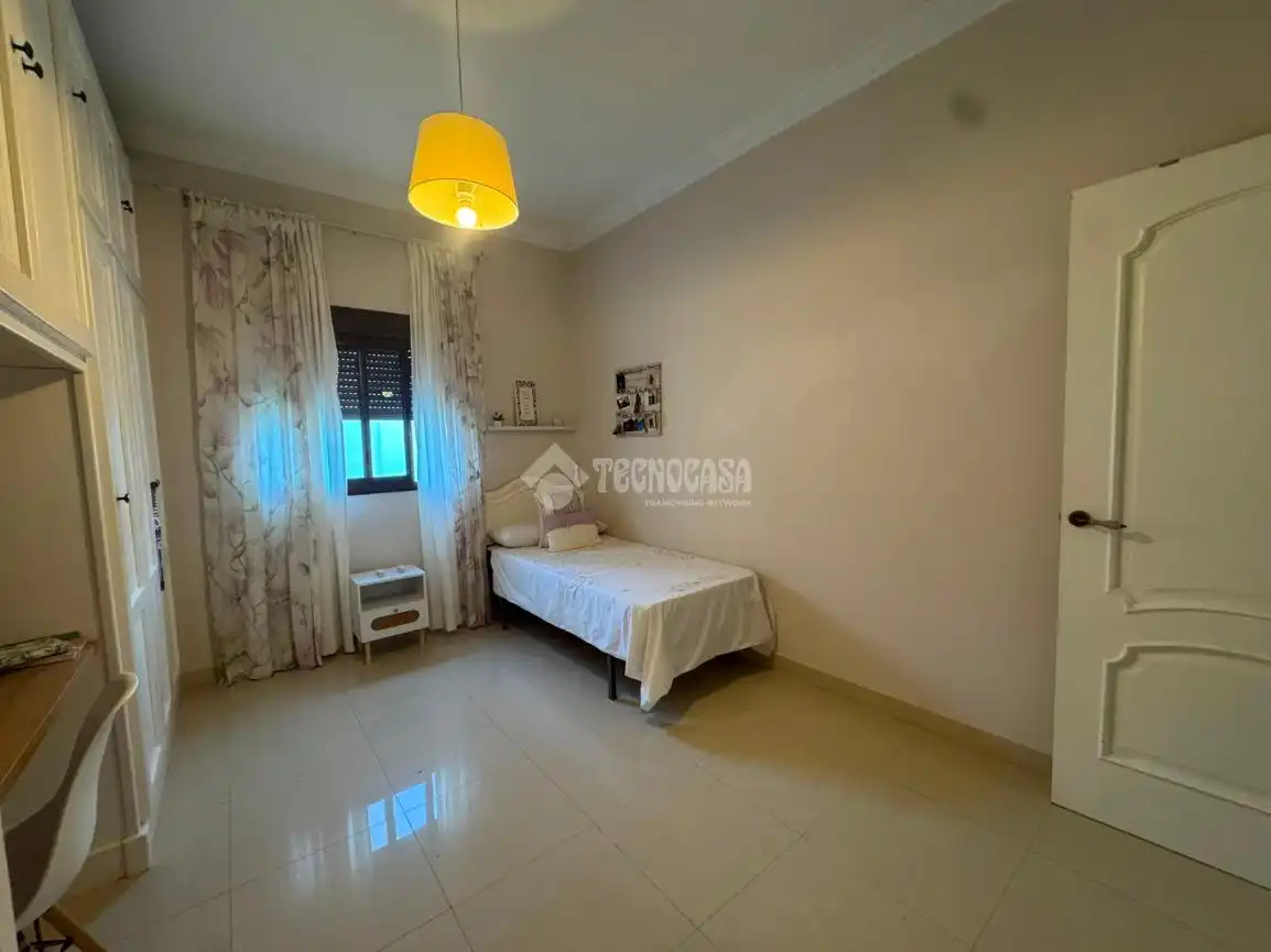Casa adosada en venta en Calle Dr. Manuel E. Patarroyo, Osuna