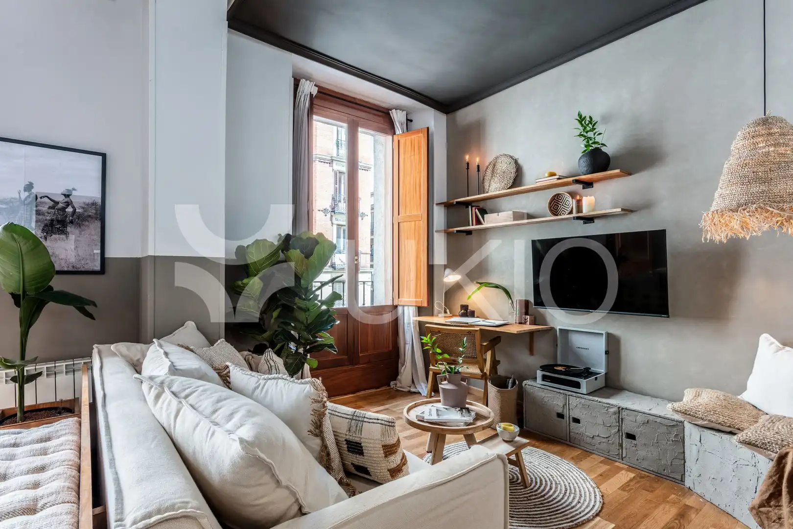 Sala de estar de Apartamento de alquiler en Madrid con Aire acondicionado, Calefacción y Amueblado