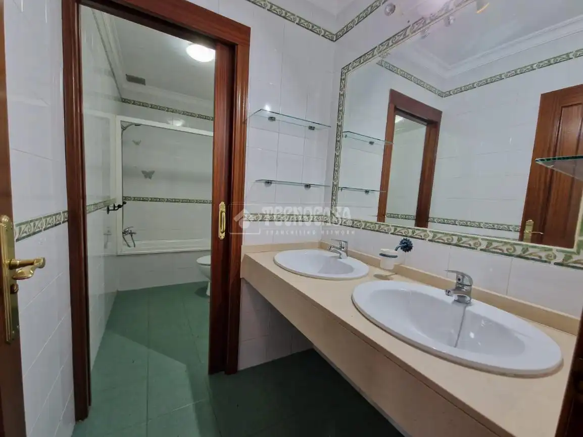 Baño de Casa o chalet en venta en La Lantejuela  con Aire acondicionado, Calefacción y Terraza