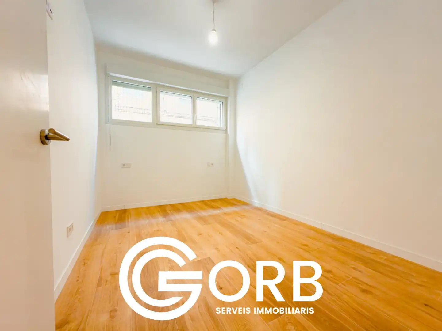 Ground floor for sale in Mataró  with Air Conditioner, Heating and Storage room