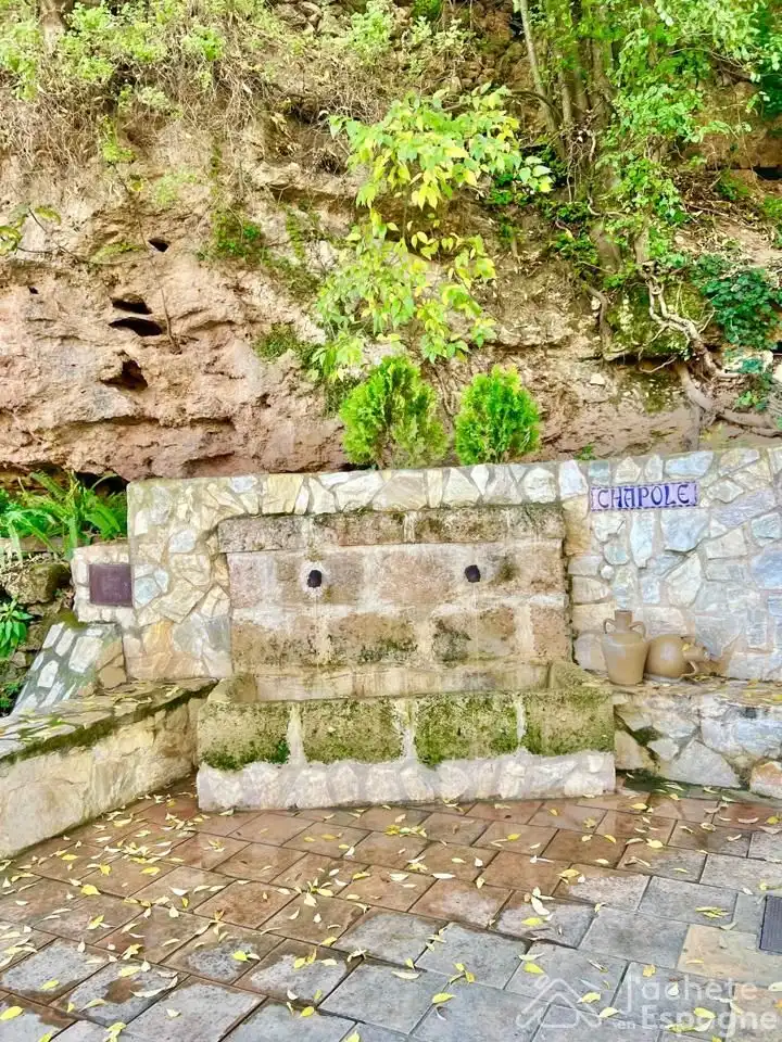 Vista exterior de Casa o xalet en venda en Cortes de Pallás amb Aire condicionat, Parquet i Moblat