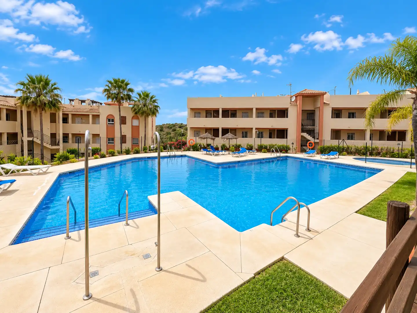 Appartement compact avec piscine à vendre à Paraiso de Riviera, imagen 16