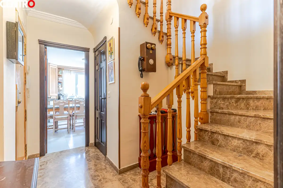 Casa o chalet en venta en La Zubia con Aire acondicionado, Calefacción y Jardín privado