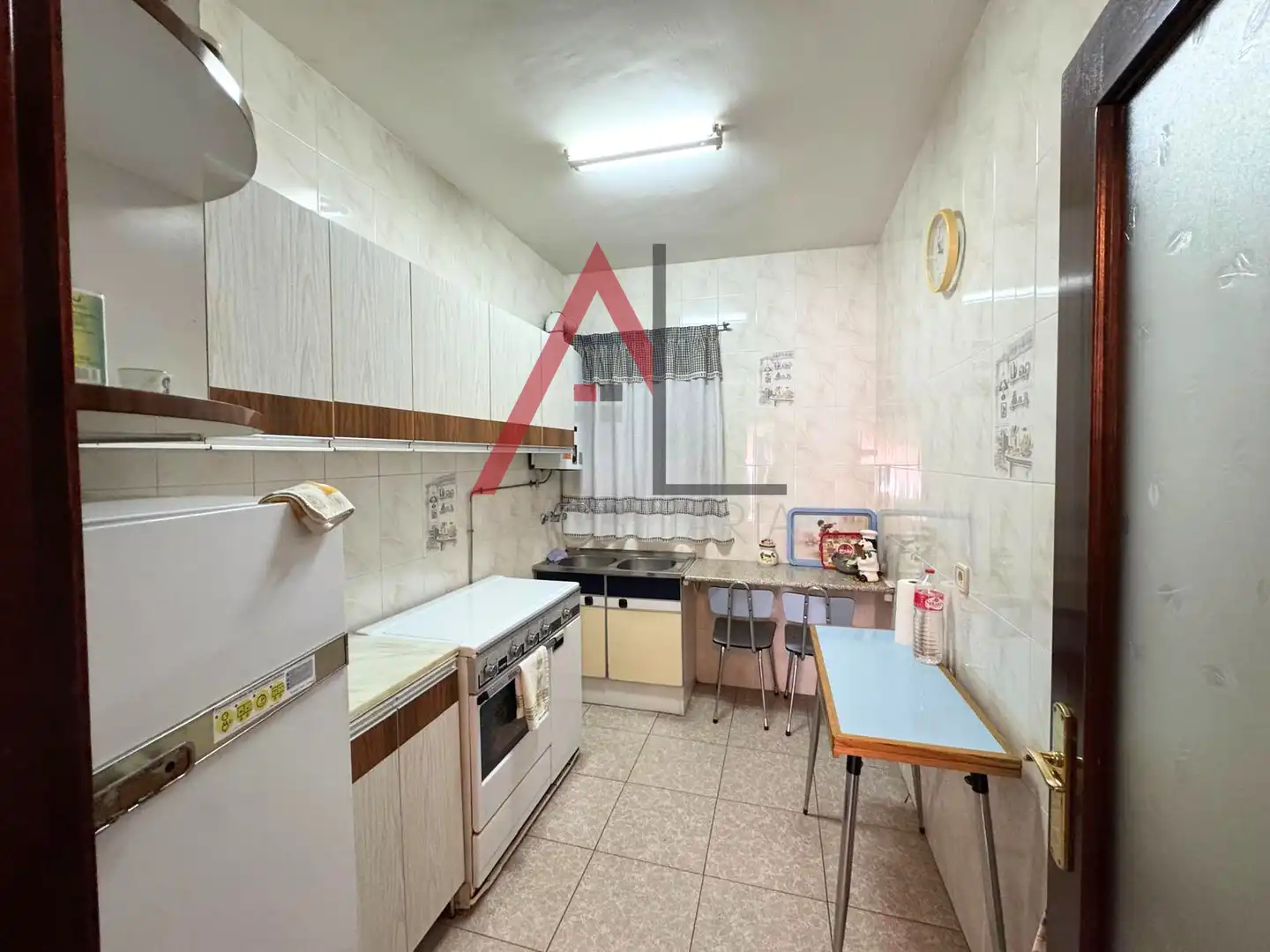 Cocina de Piso en venta en Nava de la Asunción con Terraza, Amueblado y Lavadora