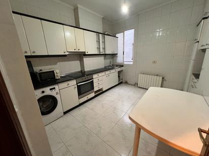 Cuina de Pis en venda en Bilbao  amb Calefacció