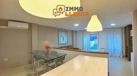 Foto 5 de Casa adosada en venda a Valentí Almirall, 6, Balaguer, Lleida