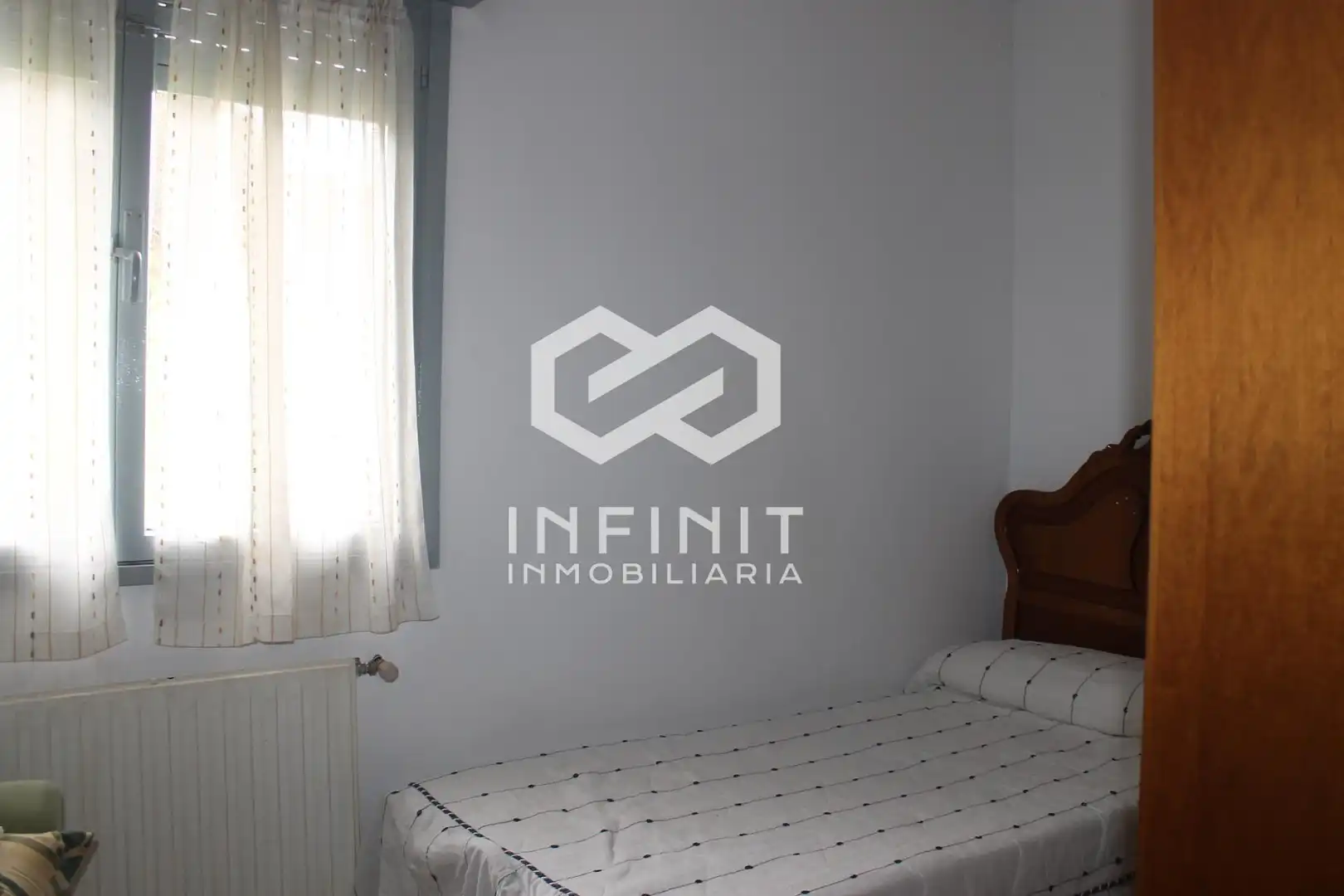 Habitación de Piso en venta en Ibias con Calefacción y Trastero