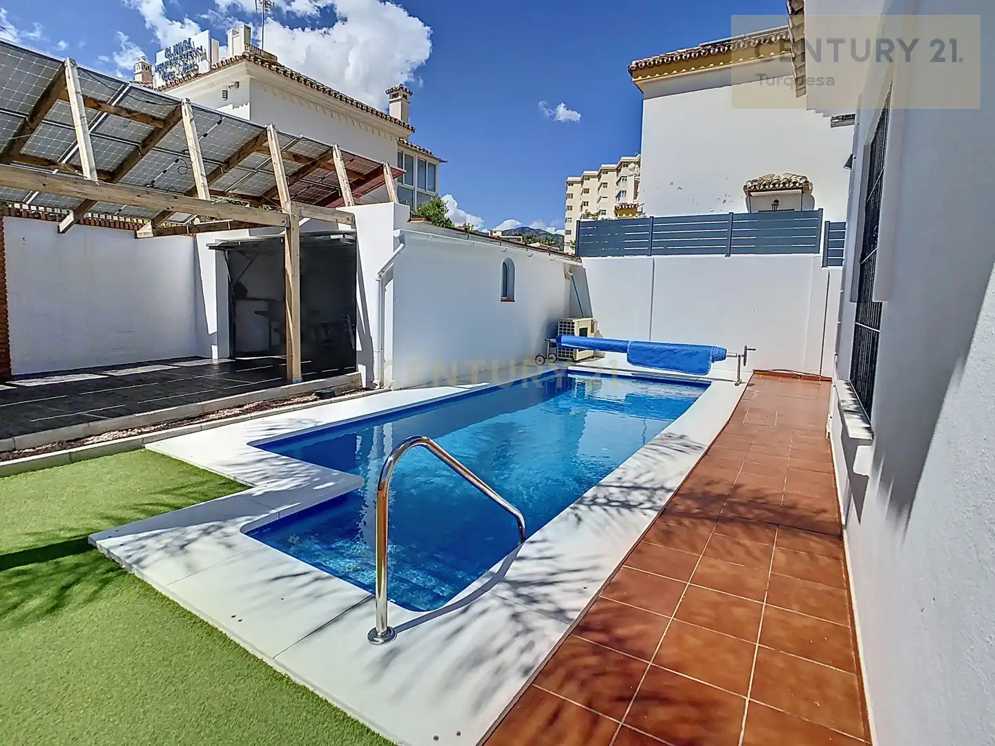 Piscina de Casa o xalet de lloguer en Torremolinos amb Aire condicionat, Jardí privat i Traster