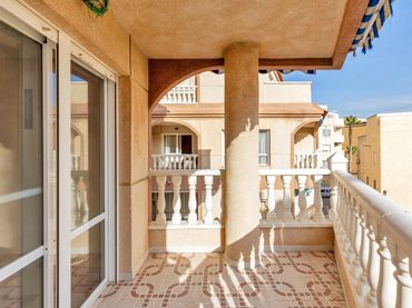Apartamento con balcón en venta en La Mata