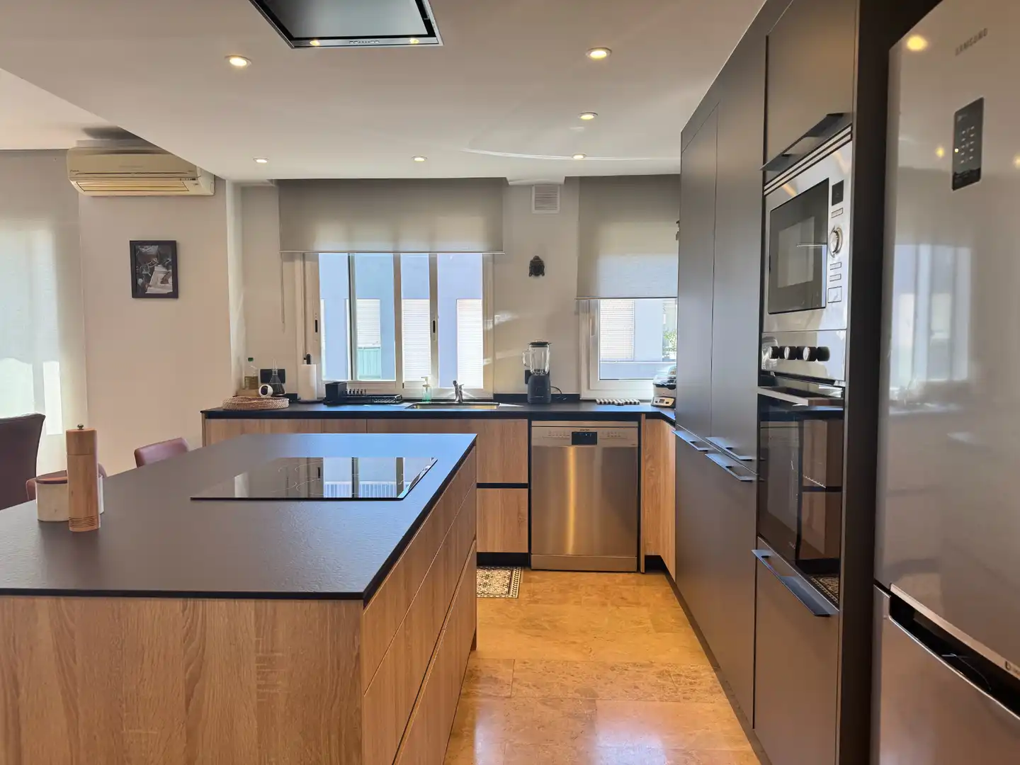 Cocina de Piso en venta en Girona con Aire acondicionado, Calefacción y Trastero