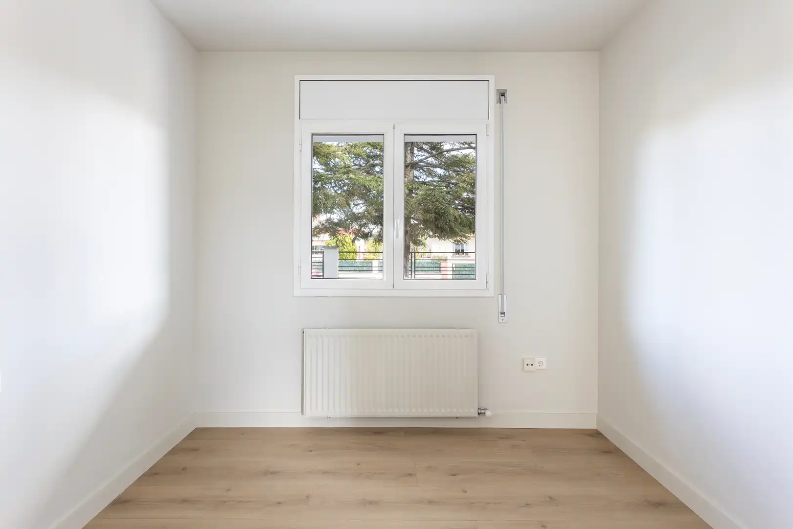 Habitación de Casa o chalet en venta en Llers con Aire acondicionado, Calefacción y Jardín privado