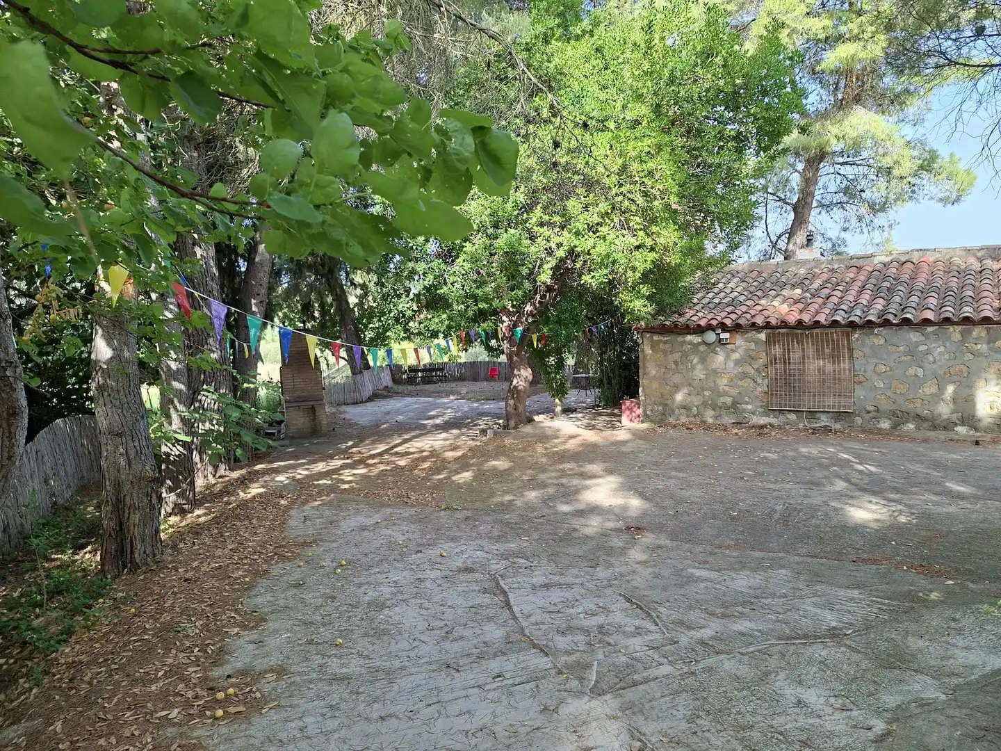 Garden of Country homes for sale in Caspe  with Private garden, Swimming Pool and Furnished