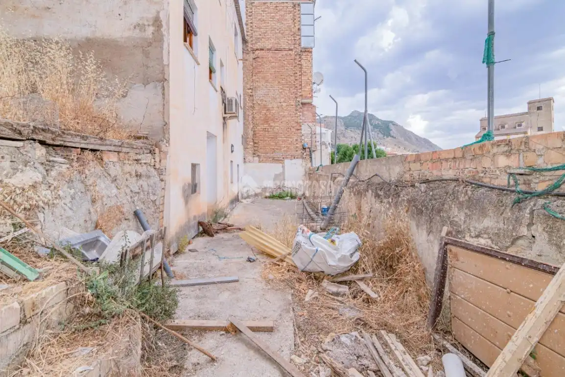 Casa adosada en venda en Loja amb Aire condicionat i Terrassa