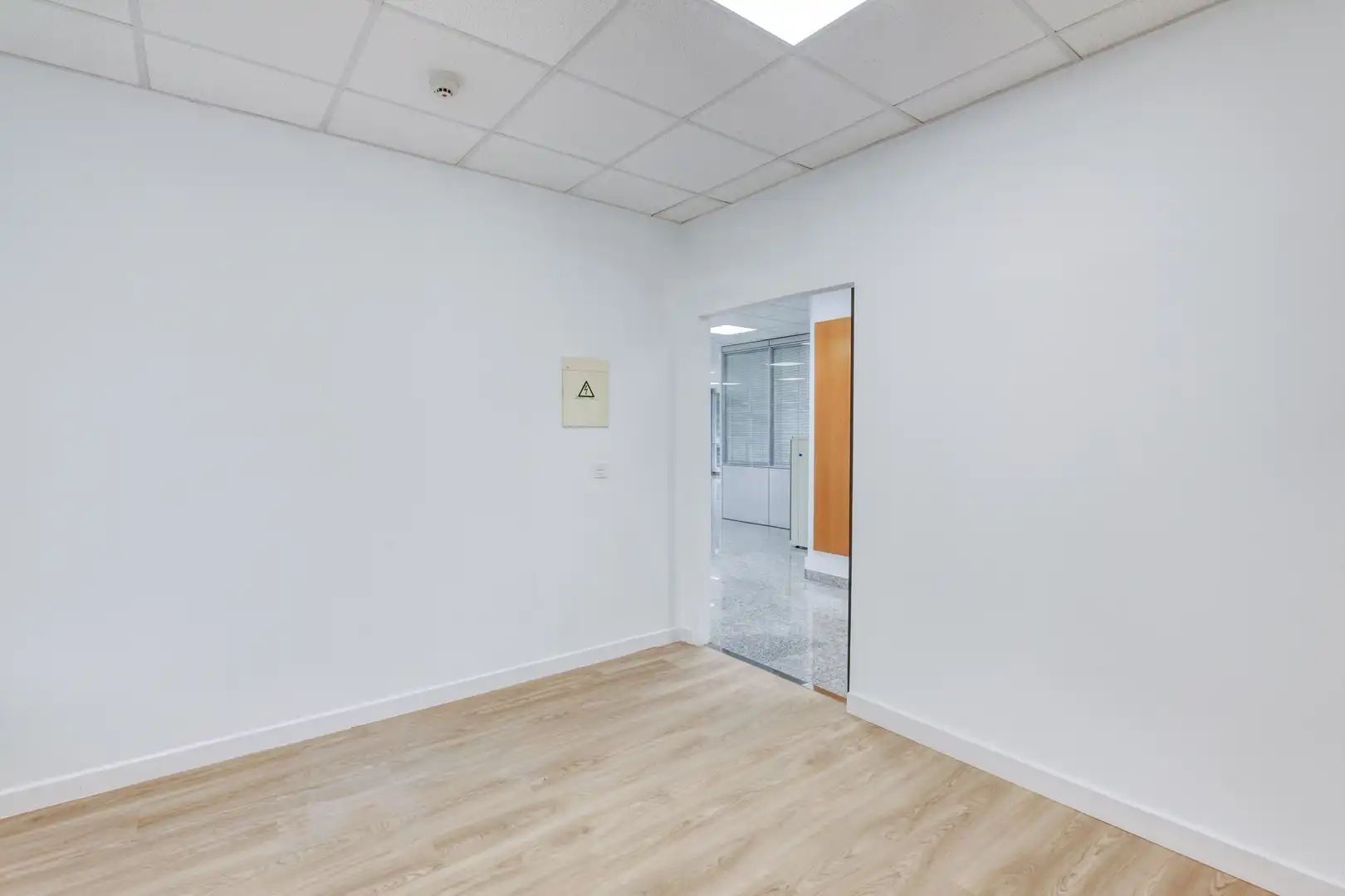 Büro mit Aufzug zur Miete in De Pillotegi Bidea, imagen 8