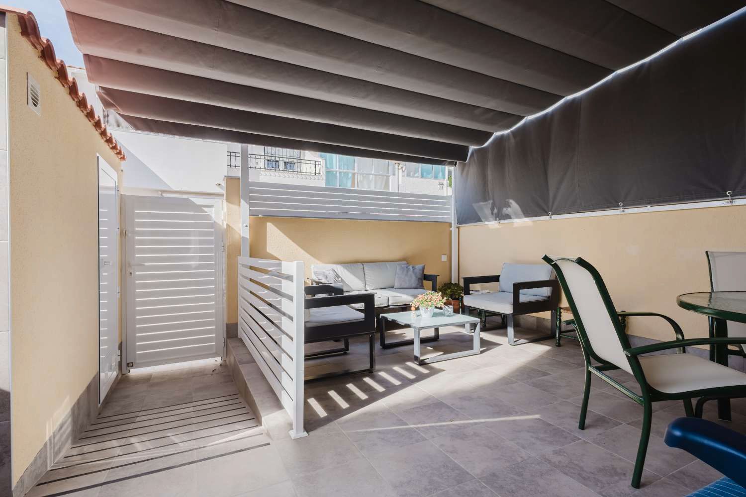 Terrace of House or chalet for sale in Torrevieja  with Terrace, Swimming Pool and Furnished