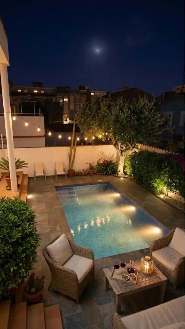 Piscina de Casa o chalet en venta en Castelldefels con Aire acondicionado, Calefacción y Jardín privado