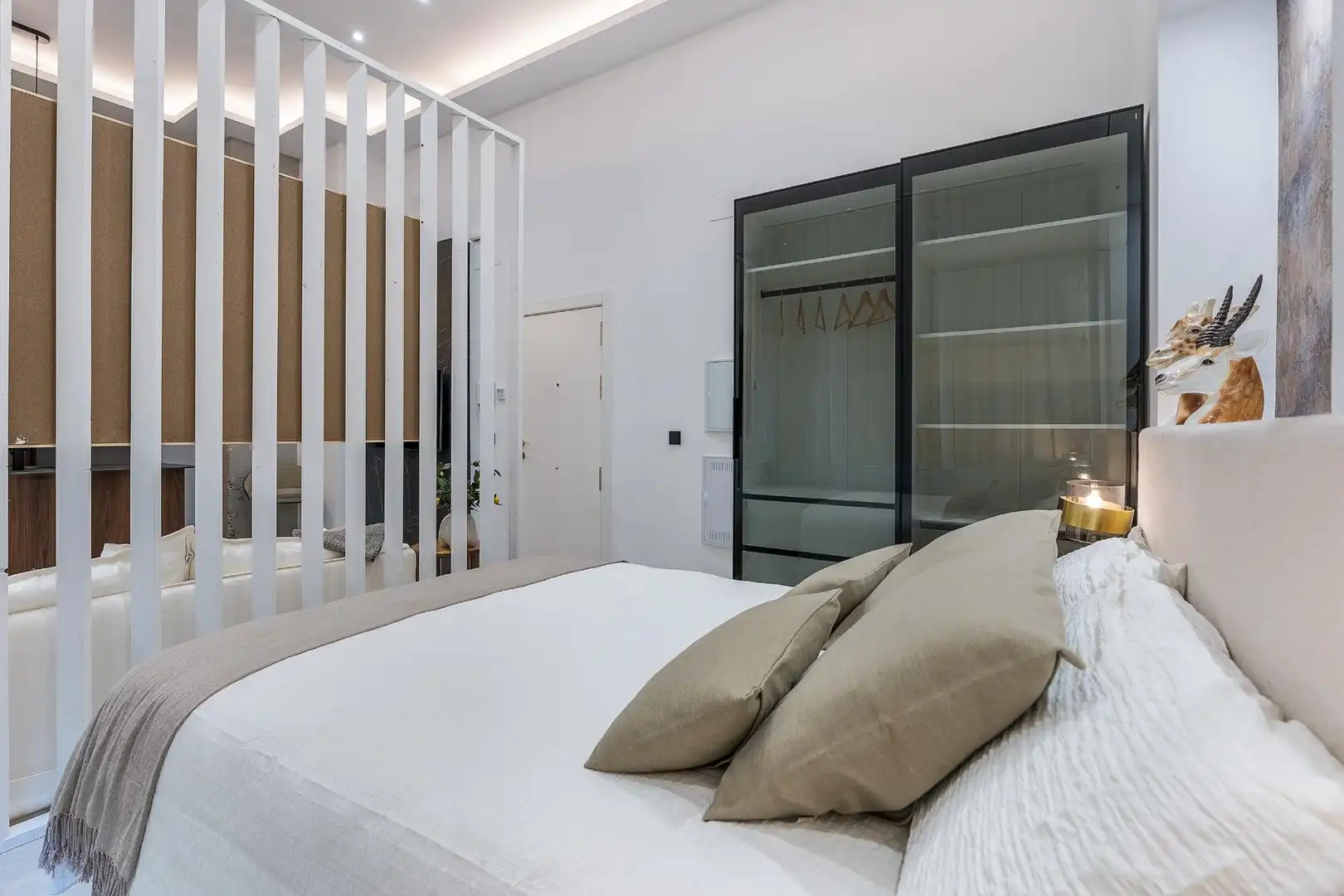 Bedroom of Ground floor for sale in Granada  with Air Conditioner, Private garden and Furnished