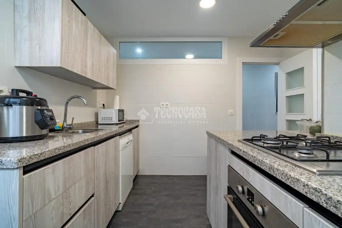Cocina de Piso en venta en Granada