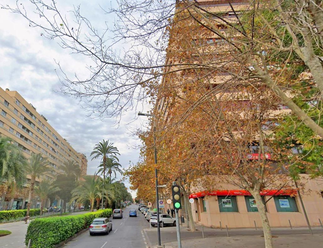 Garatge de lloguer a Avenida OSCAR ESPLA, Ensanche - Diputación