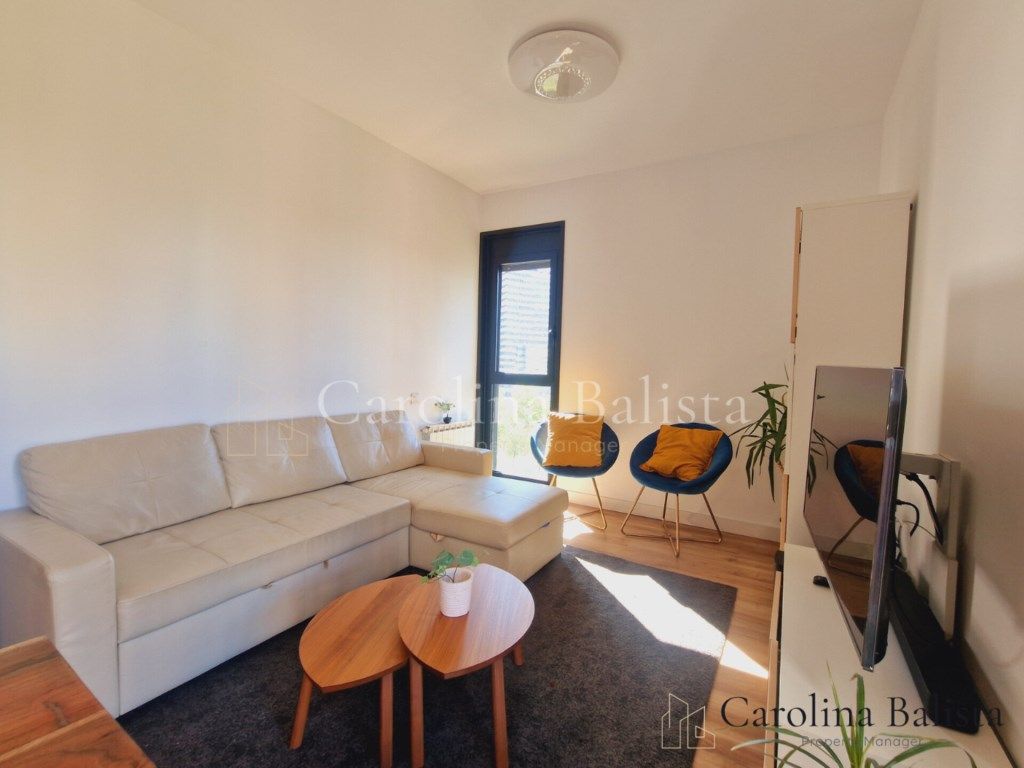 Sala de estar de Piso de alquiler en L'Hospitalet de Llobregat con Aire acondicionado, Calefacción y Amueblado