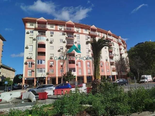 Local comercial en Alquiler en Colores -  Entreparques